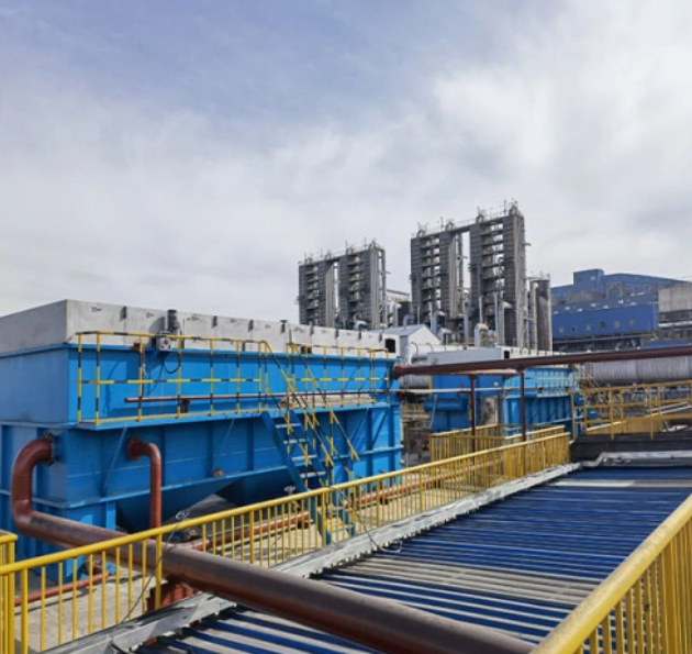 Super Efficiency DAF System with Bottom Sedimentation Hopper